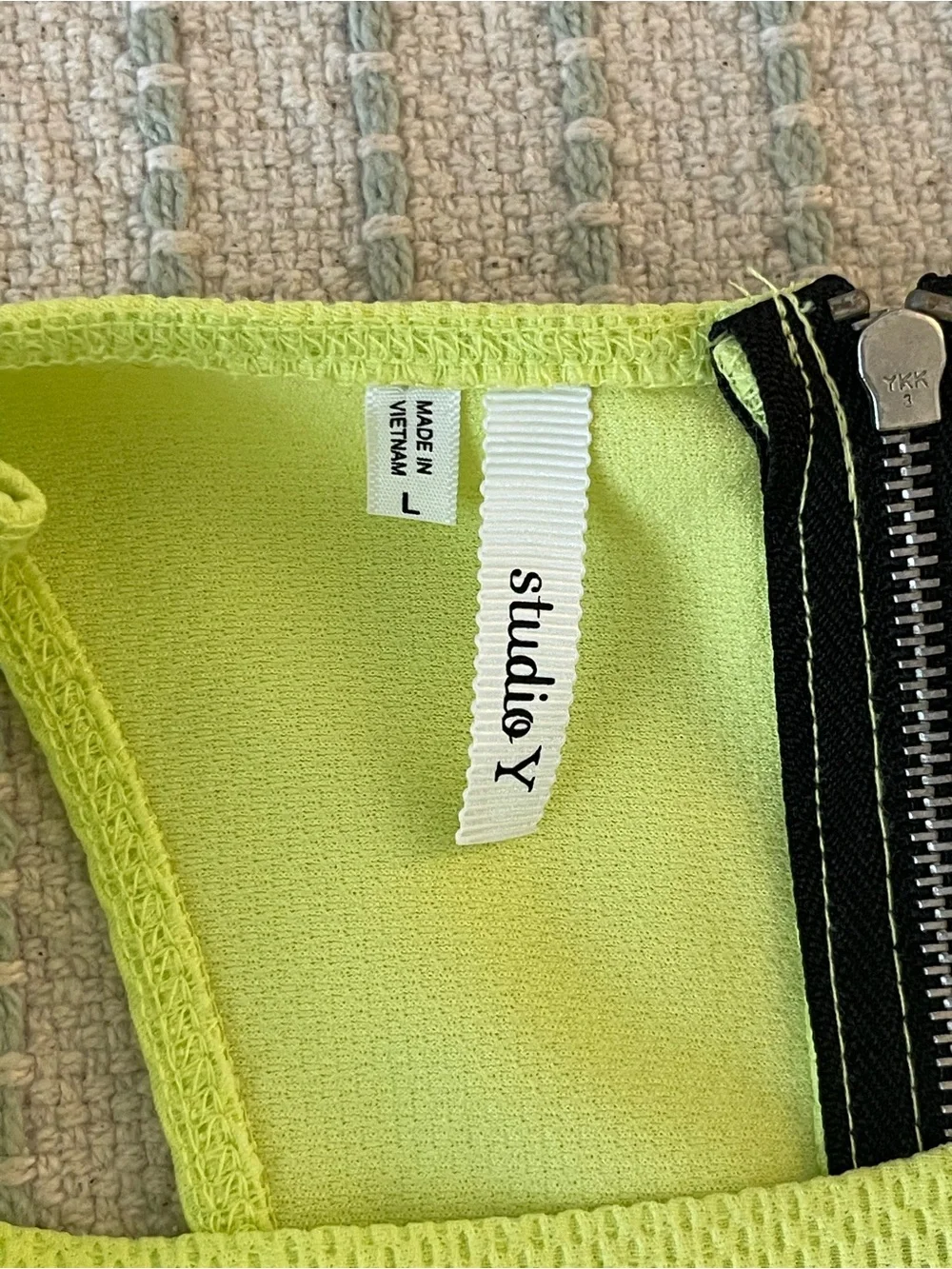 Studio Y Neon Lime Sleeveless Top - Shirt - Size: Large